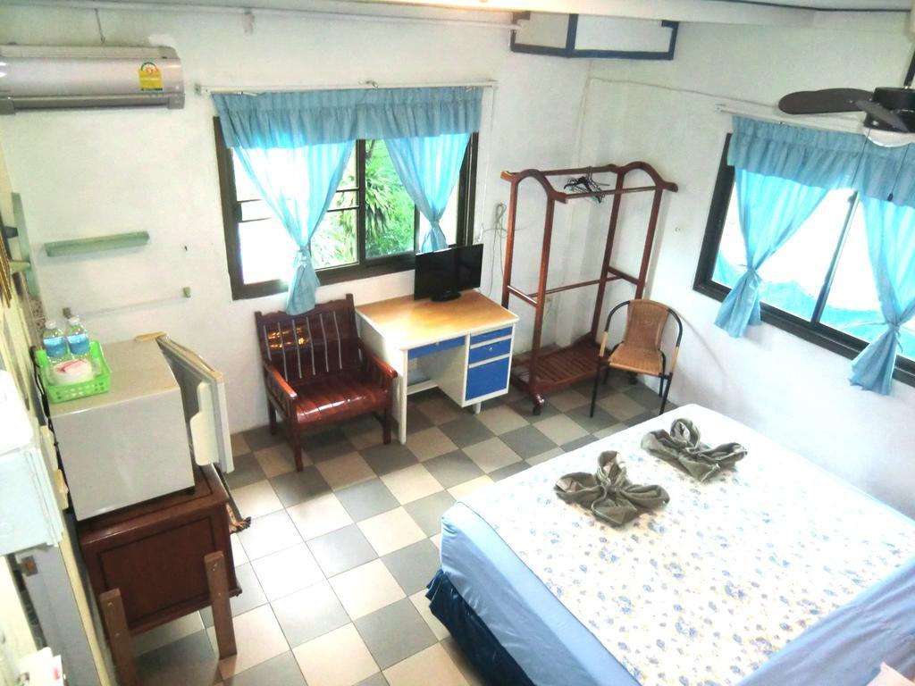 Residence House Trat Room photo