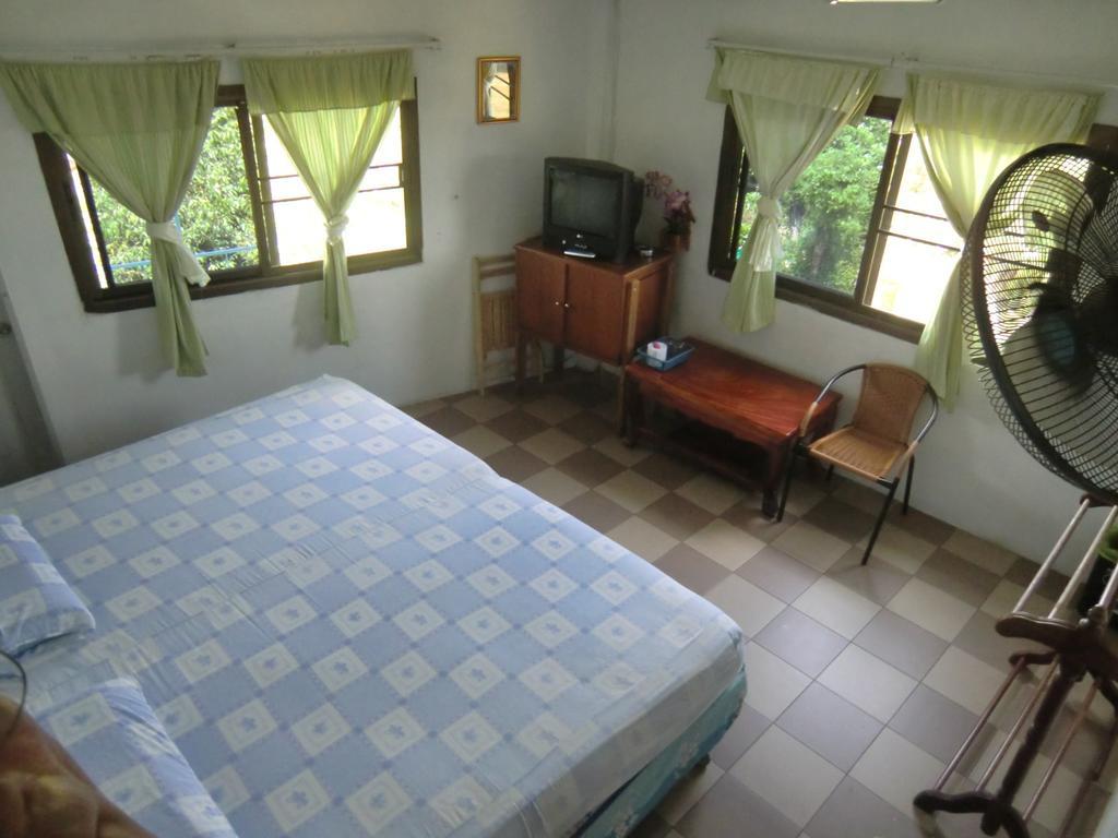 Residence House Trat Room photo