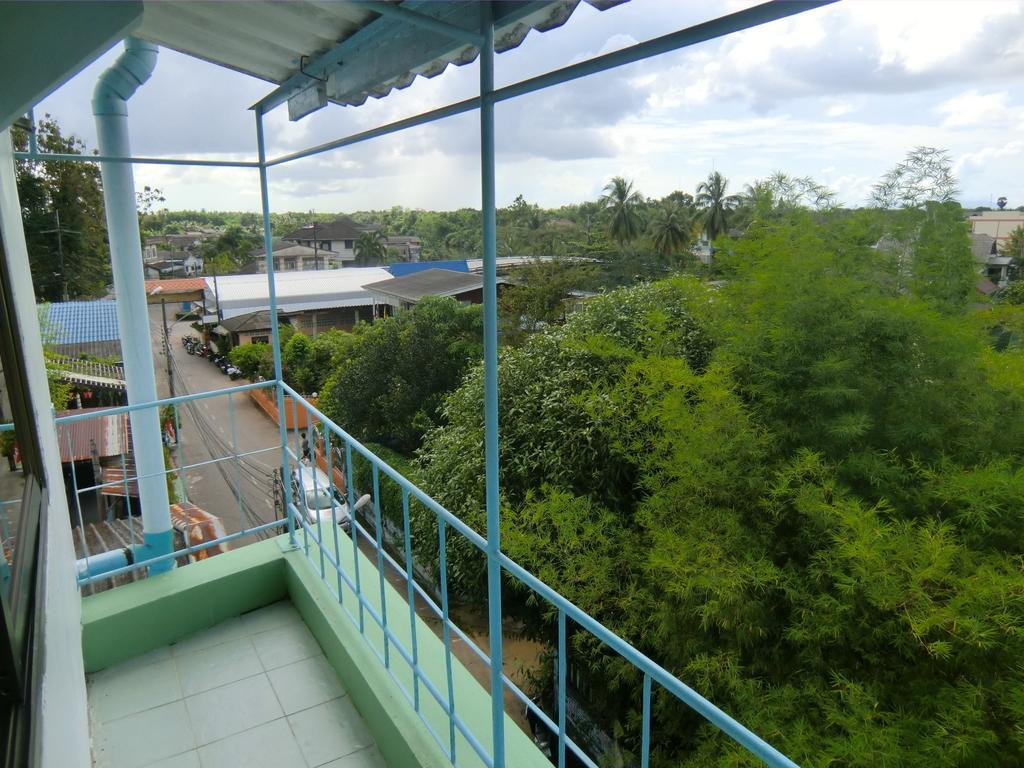 Residence House Trat Room photo