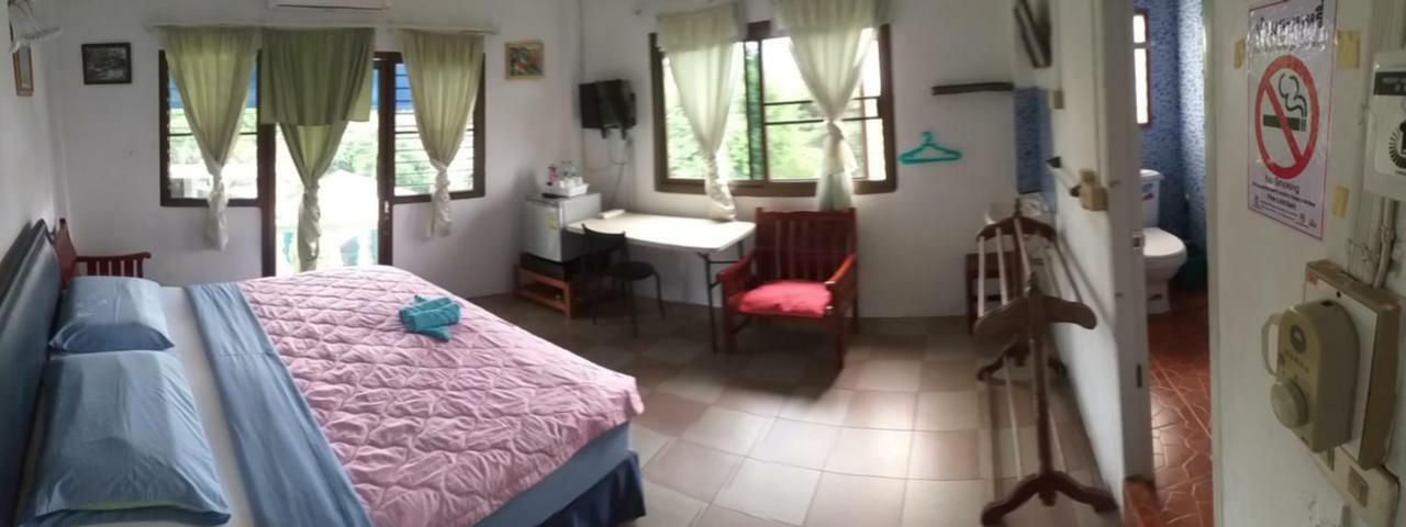 Residence House Trat Exterior photo