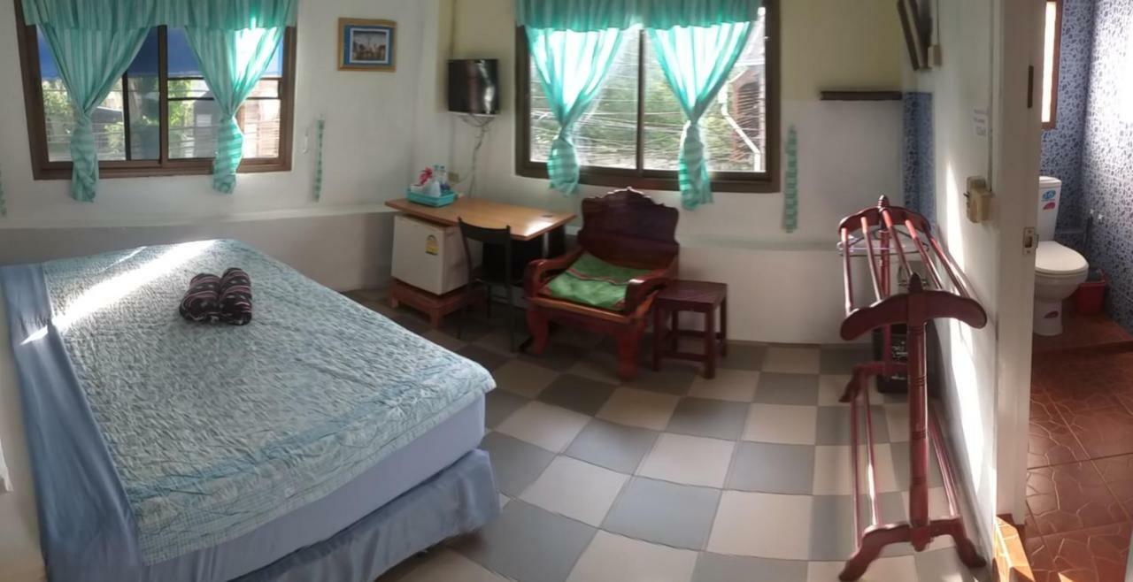 Residence House Trat Exterior photo